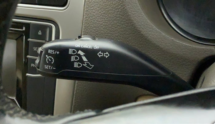 2016 Volkswagen Vento HIGHLINE PETROL AT, Petrol, Automatic, 87,911 km, Adaptive Cruise Control