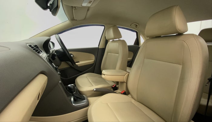 2016 Volkswagen Vento HIGHLINE PETROL AT, Petrol, Automatic, 87,911 km, Right Side Front Door Cabin