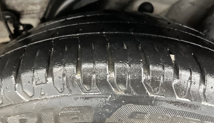 2019 Hyundai Verna 1.6 VTVT SX, Petrol, Manual, 65,450 km, Left Rear Tyre Tread