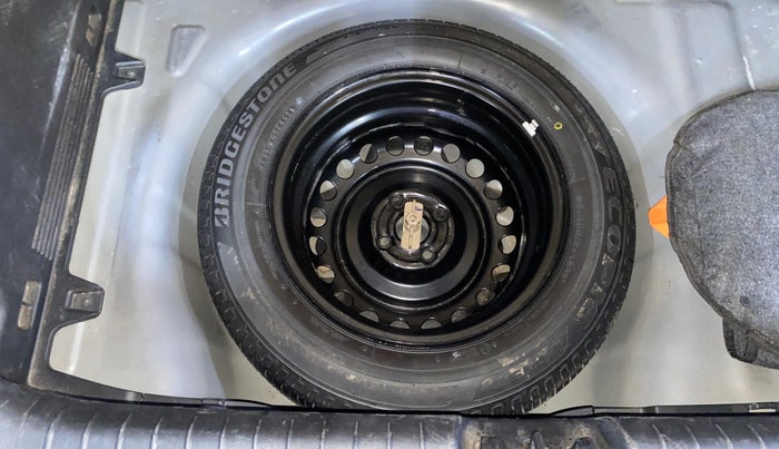 2022 Hyundai NEW I20 SPORTZ 1.2 MT, Petrol, Manual, 90,215 km, Spare Tyre