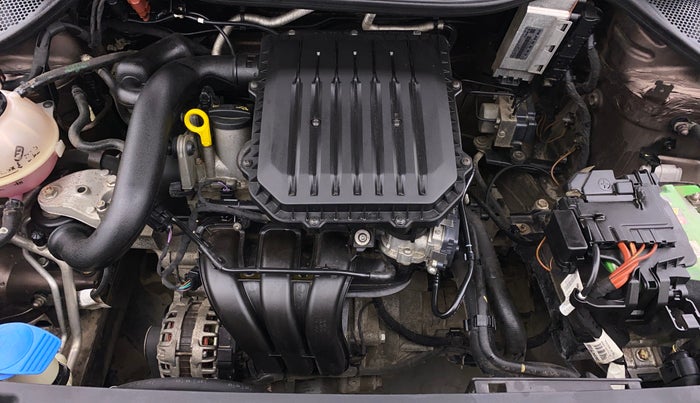 2018 Volkswagen Ameo TRENDLINE 1.0L, Petrol, Manual, 42,312 km, Engine View