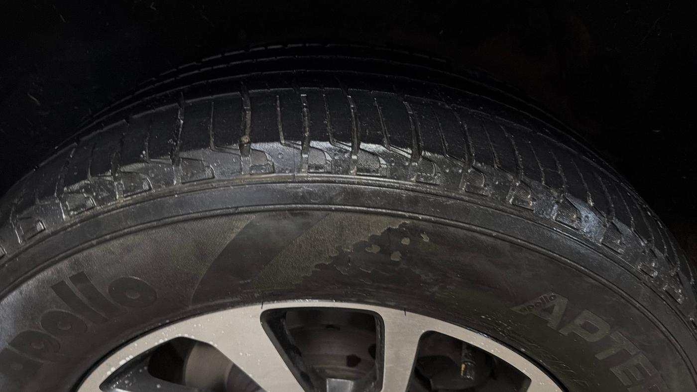 2024 Mahindra SCORPIO-N Z8 L DIESEL AT 2WD 7 STR, Diesel, Automatic, 38,778 km, Left Rear Tyre Tread