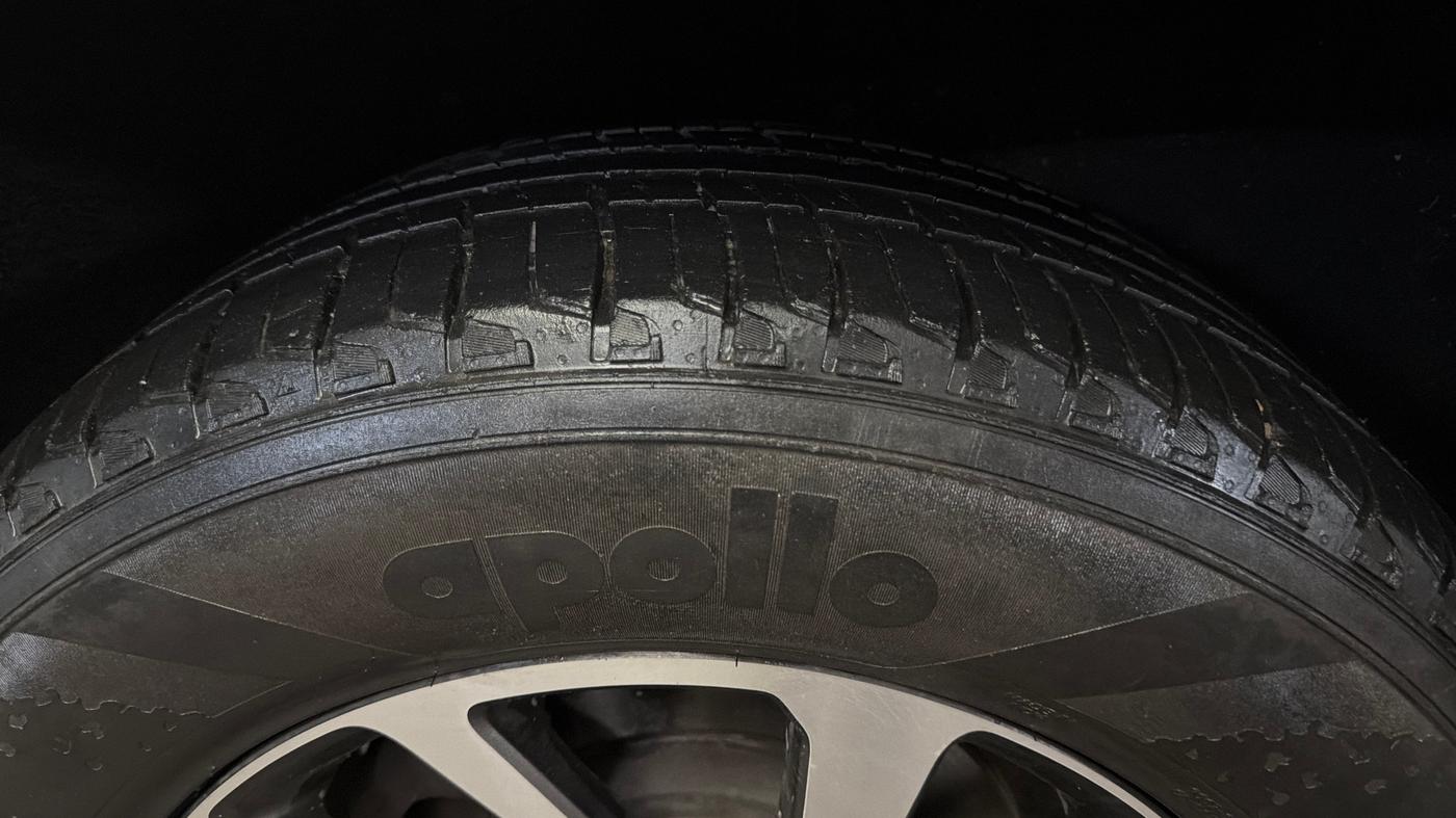 2024 Mahindra SCORPIO-N Z8 L DIESEL AT 2WD 7 STR, Diesel, Automatic, 38,778 km, Right Rear Tyre Tread