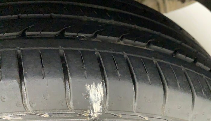 2018 Hyundai Creta SX PLUS 1.6 PETROL, Petrol, Manual, 28,287 km, Right Rear Tyre Tread