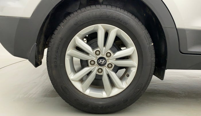 2018 Hyundai Creta SX PLUS 1.6 PETROL, Petrol, Manual, 28,287 km, Right Rear Wheel