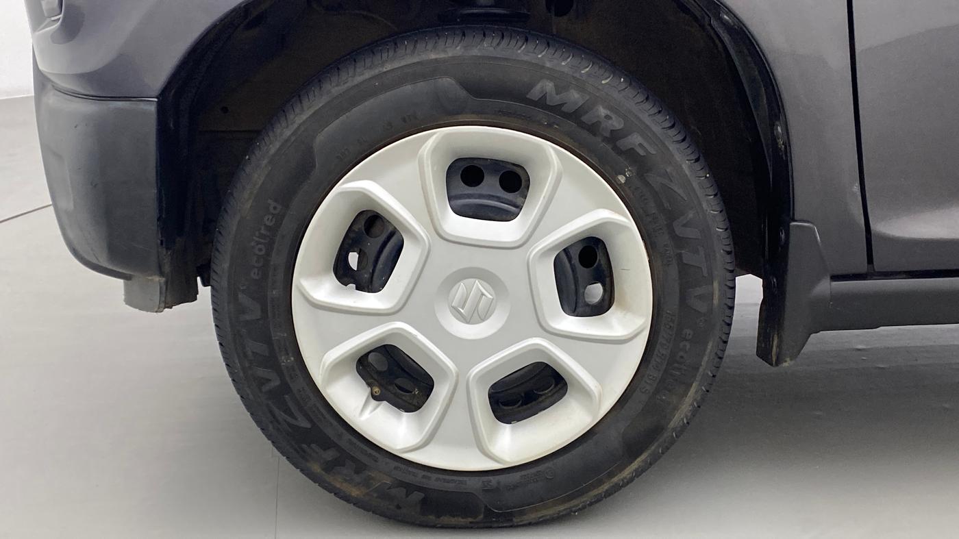 2019 Maruti S PRESSO VXI PLUS, Petrol, Manual, 18,603 km, Left Front Wheel