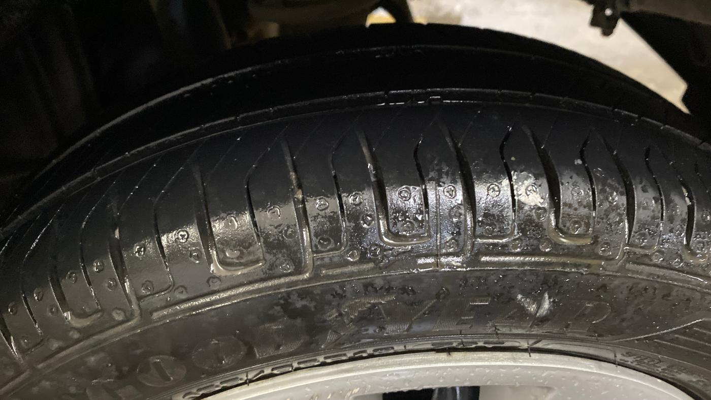 2015 Maruti Alto K10 VXI AMT, Petrol, Automatic, 85,113 km, Left Rear Tyre Tread