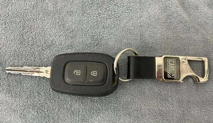 2020 Renault TRIBER 1.0 RXL PETROL, Petrol, Manual, 23,625 km, Key Close Up