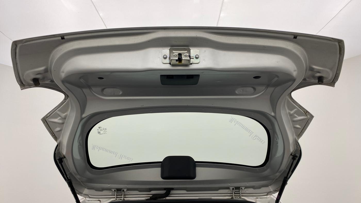 2017 Renault Kwid RXL, Petrol, Manual, 20,843 km, Boot Door Open