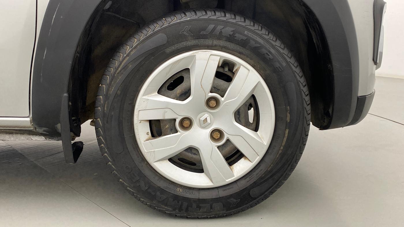 2017 Renault Kwid RXL, Petrol, Manual, 20,843 km, Right Front Wheel