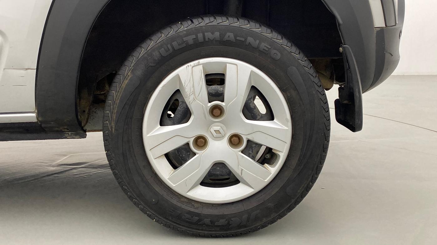 2017 Renault Kwid RXL, Petrol, Manual, 20,843 km, Left Rear Wheel