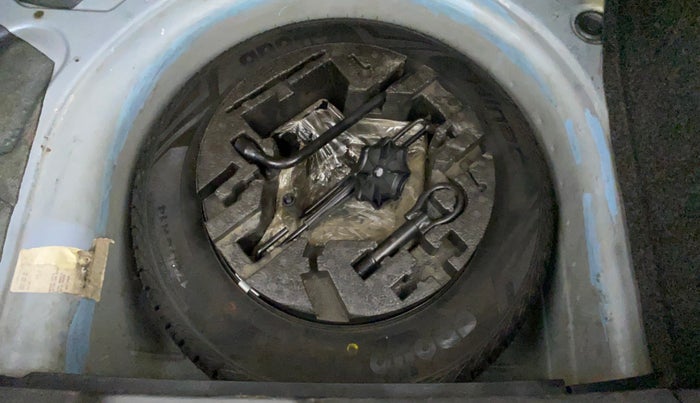 2017 Volkswagen Polo COMFORTLINE 1.2L, Petrol, Manual, 72,894 km, Spare Tyre