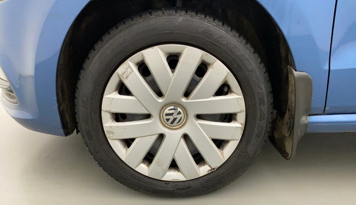 2017 Volkswagen Polo COMFORTLINE 1.2L, Petrol, Manual, 72,894 km, Left Front Wheel