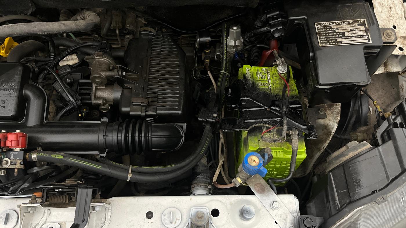 2019 Renault TRIBER RXZ, CNG, Manual, 31,175 km, Engine View - Left