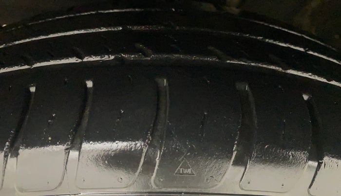 2019 Maruti Dzire VXI, Petrol, Manual, 42,795 km, Left Front Tyre Tread