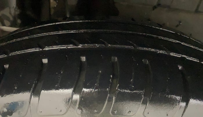 2019 Maruti Dzire VXI, Petrol, Manual, 42,795 km, Right Rear Tyre Tread