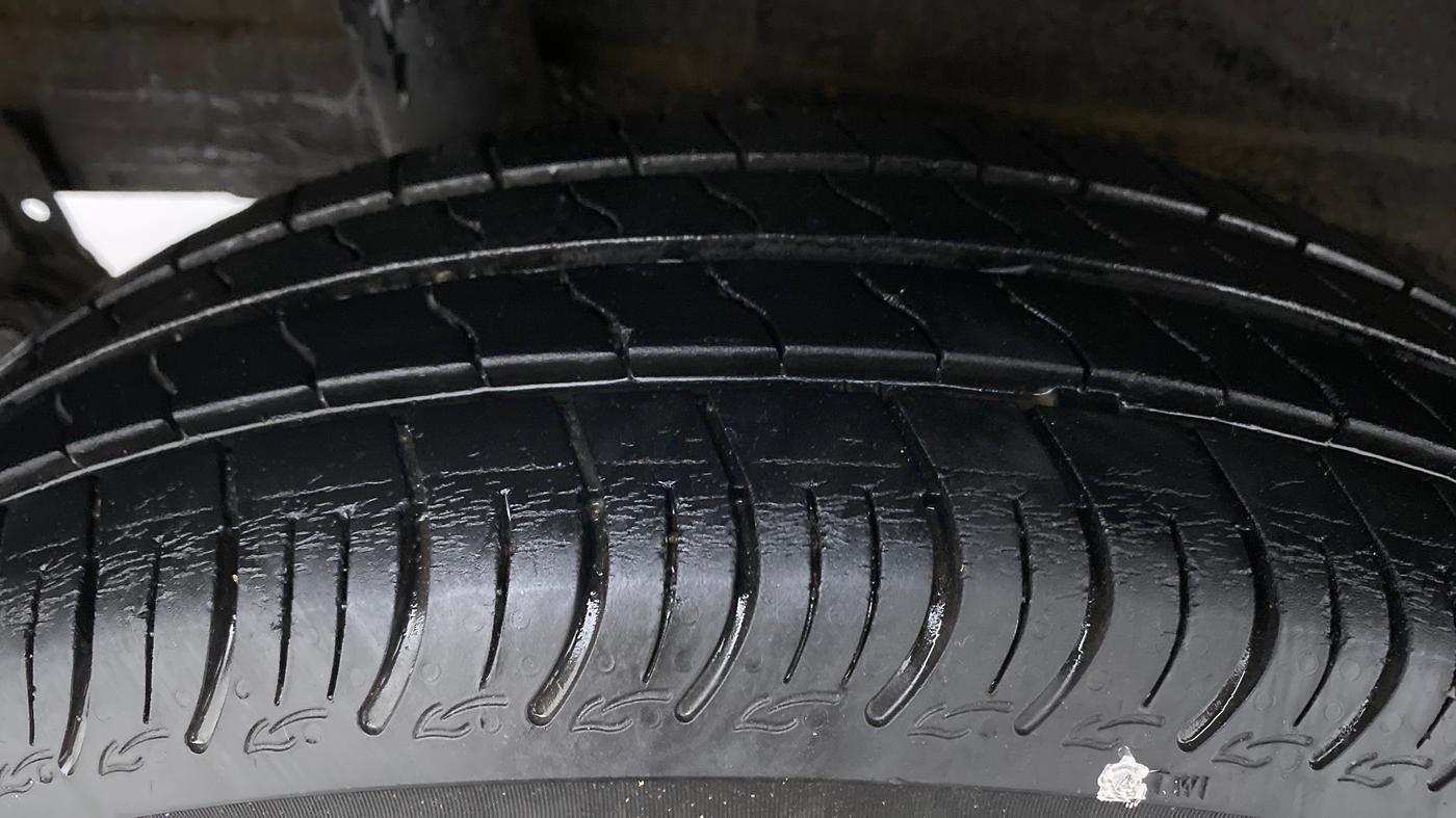 2019 Maruti S PRESSO VXI PLUS, Petrol, Manual, 22,080 km, Right Rear Tyre Tread