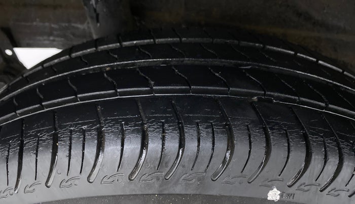 2019 Maruti S PRESSO VXI PLUS, Petrol, Manual, 22,080 km, Right Rear Tyre Tread