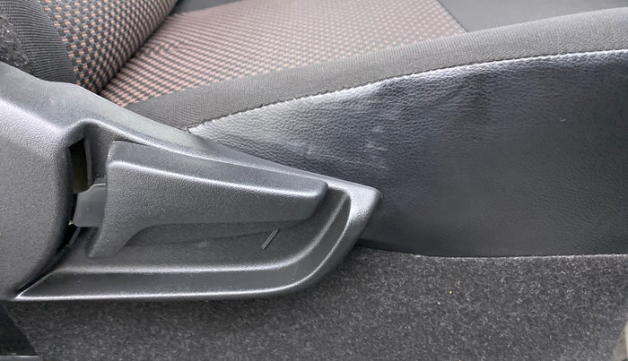2019 Maruti S PRESSO VXI PLUS, Petrol, Manual, 22,080 km, Driver Side Adjustment Panel