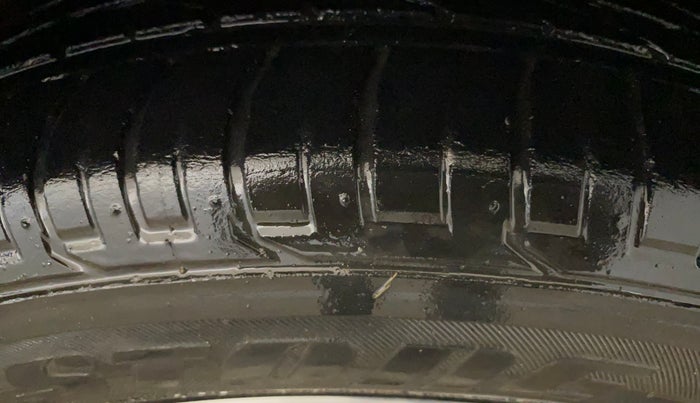 2019 Hyundai Creta SX AT 1.6 PETROL, Petrol, Automatic, 39,864 km, Right Front Tyre Tread