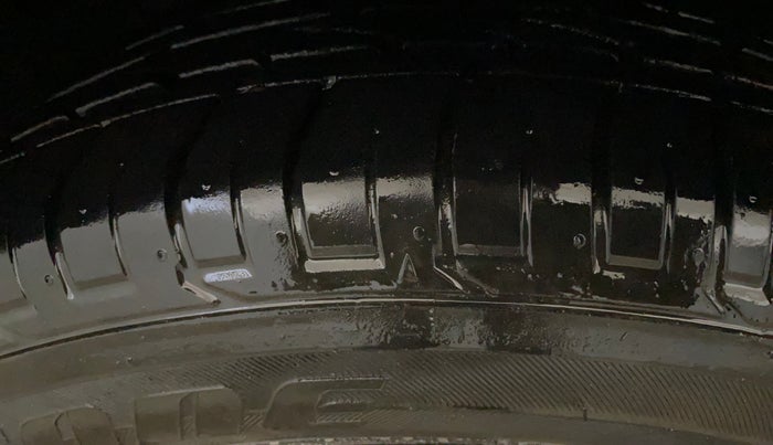 2019 Hyundai Creta SX AT 1.6 PETROL, Petrol, Automatic, 39,864 km, Left Front Tyre Tread