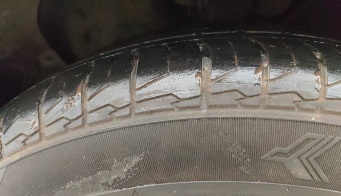 2022 KIA SELTOS GTX (O) 1.4, Petrol, Manual, 35,856 km, Left Front Tyre Tread