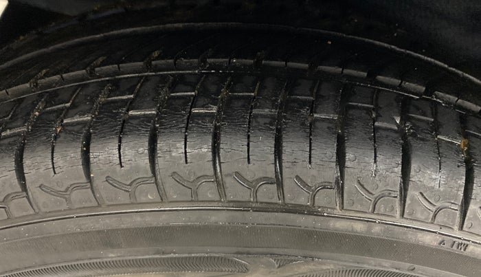 2019 Hyundai NEW SANTRO SPORTZ AMT, Petrol, Automatic, 41,173 km, Right Rear Tyre Tread