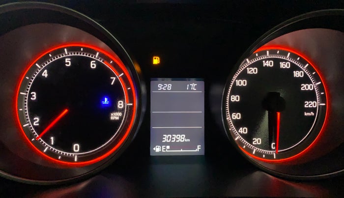 2021 Maruti Swift ZXI, Petrol, Manual, 30,386 km, Odometer Image