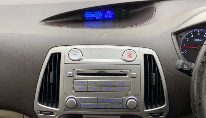 2011 Hyundai i20 SPORTZ (O) 1.2, Petrol, Manual, 75,189 km, Infotainment System