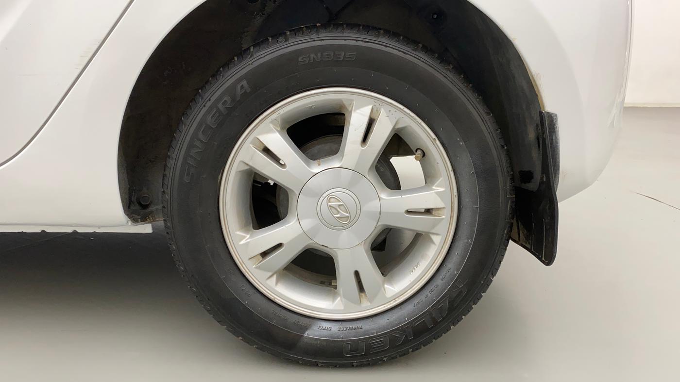 2011 Hyundai i20 SPORTZ (O) 1.2, Petrol, Manual, 75,189 km, Left Rear Wheel