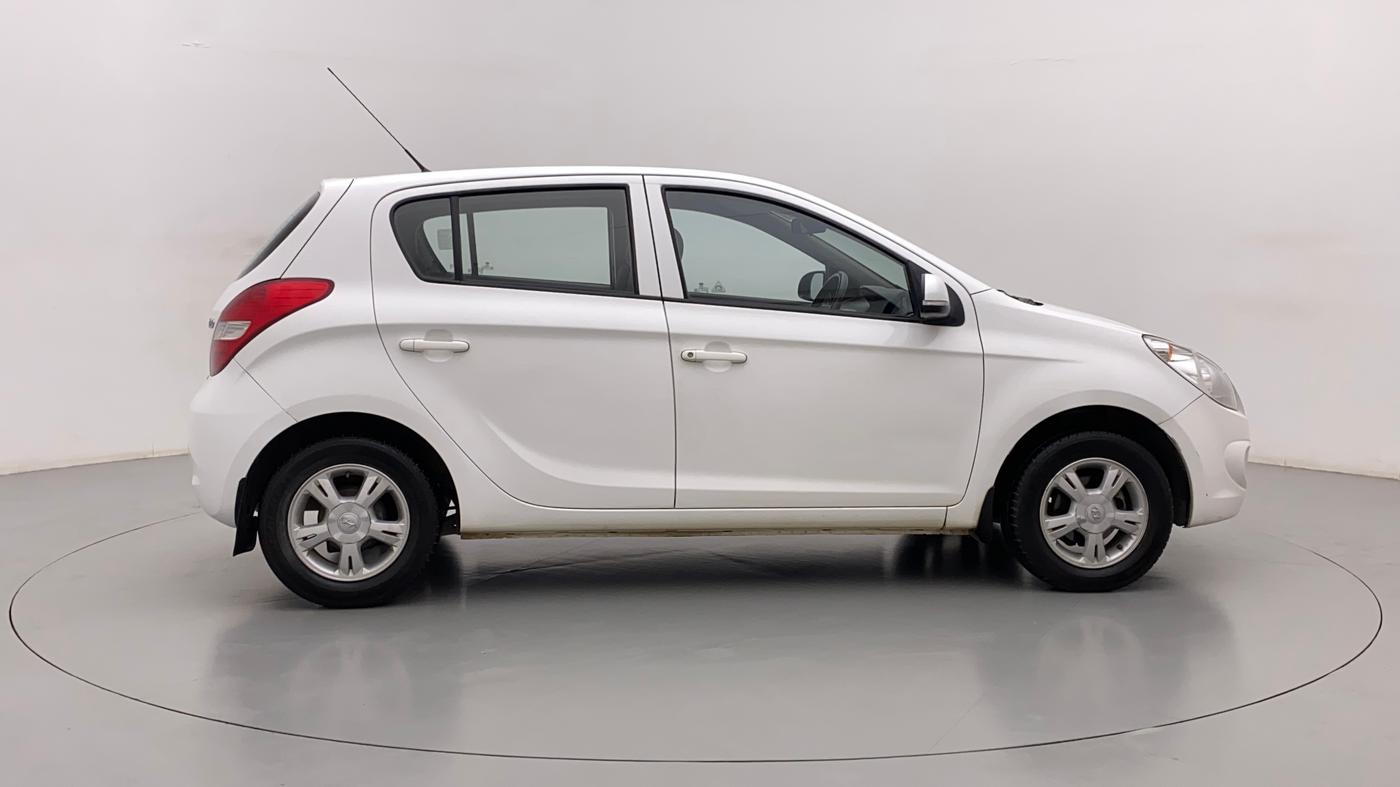 2011 Hyundai i20 SPORTZ (O) 1.2, Petrol, Manual, 75,189 km, Right Side View