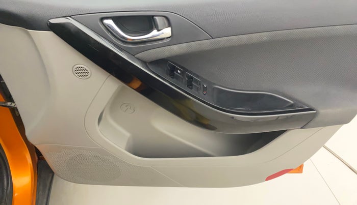 2019 Tata NEXON XZ PLUS PETROL, Petrol, Manual, 37,058 km, Driver Side Door Panels Control