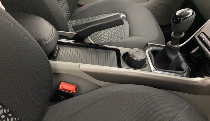2019 Tata NEXON XZ PLUS PETROL, Petrol, Manual, 37,058 km, Gear Lever