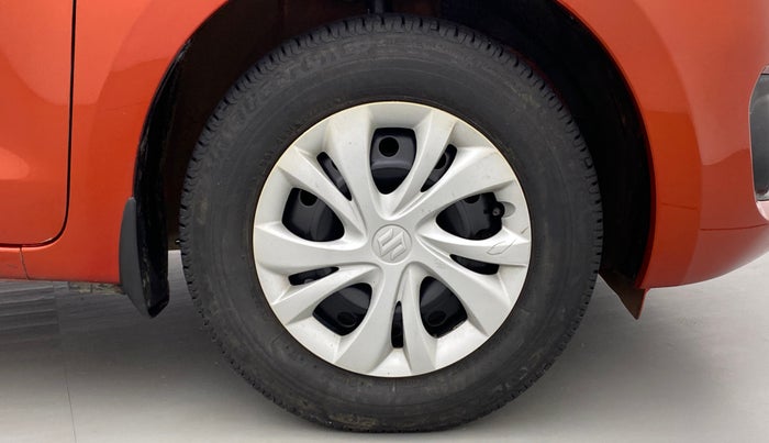 2020 Maruti Swift VXI, Petrol, Manual, 30,992 km, Right Front Wheel