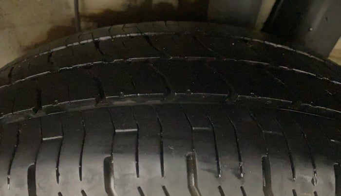 2016 Hyundai Elite i20 SPORTZ 1.2, Petrol, Manual, 89,473 km, Left Rear Tyre Tread