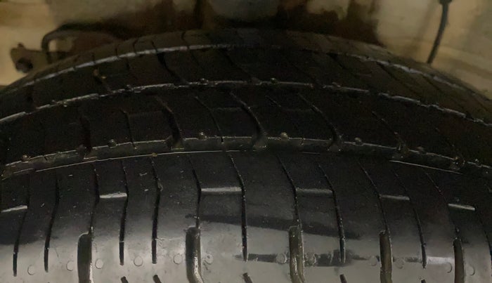 2016 Hyundai Elite i20 SPORTZ 1.2, Petrol, Manual, 89,473 km, Right Rear Tyre Tread