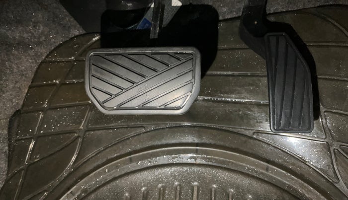 2016 Maruti Celerio ZXI AMT (O), Petrol, Automatic, 32,215 km, Pedals