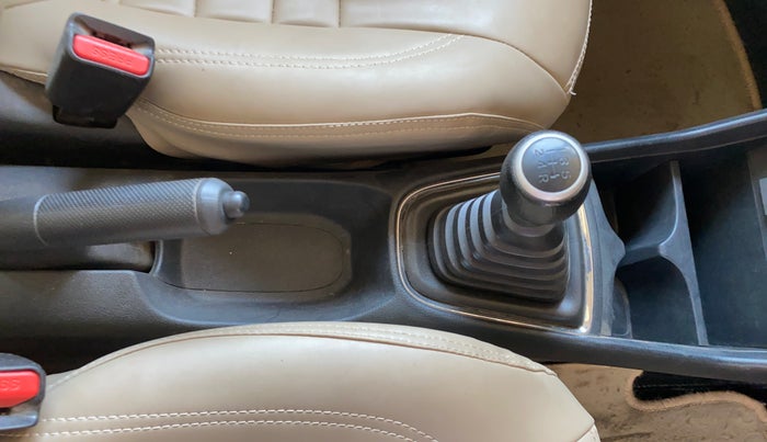 2020 Honda Amaze 1.2L I-VTEC S, CNG, Manual, 65,296 km, Gear Lever