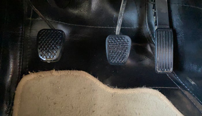 2020 Honda Amaze 1.2L I-VTEC S, CNG, Manual, 65,296 km, Pedals