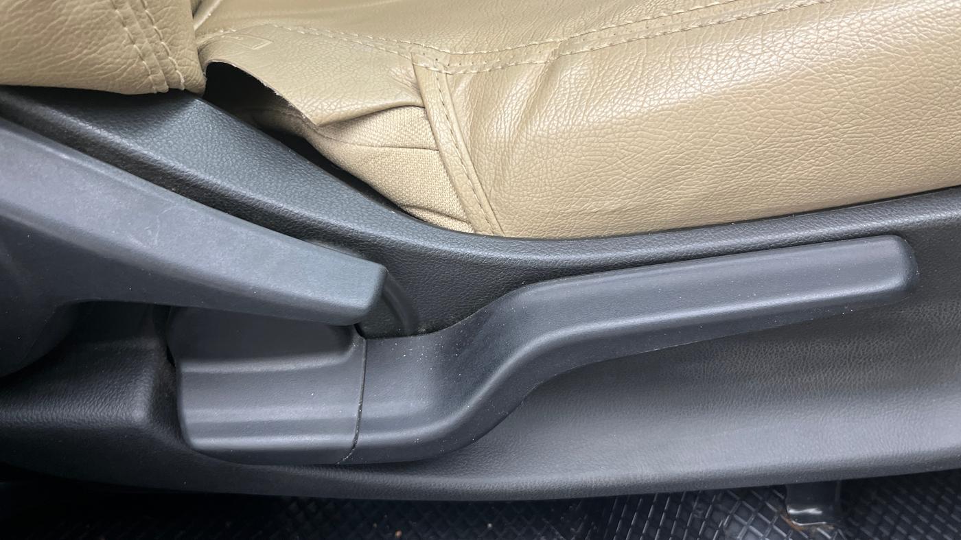 2021 Honda Amaze 1.2L I-VTEC S, Petrol, Manual, 77,315 km, Driver Side Adjustment Panel