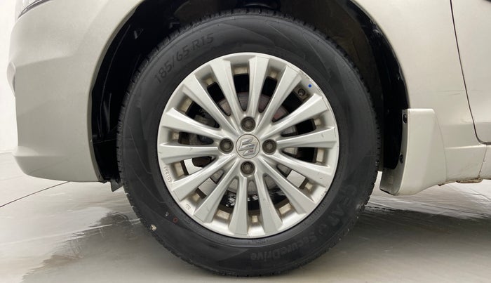 2015 Maruti Ciaz ZDI, Diesel, Manual, 62,245 km, Left Front Wheel