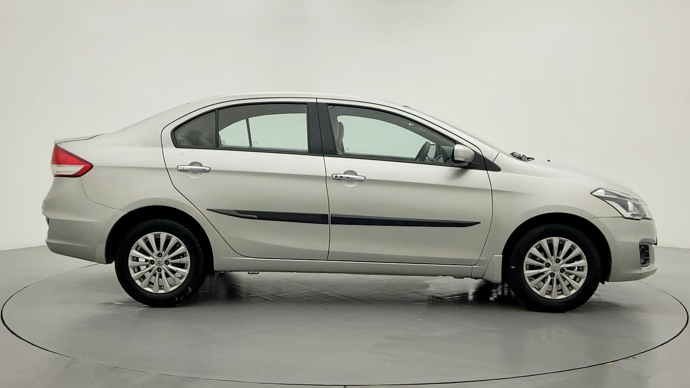 2015 Maruti Ciaz ZDI, Diesel, Manual, 62,245 km, Right Side View