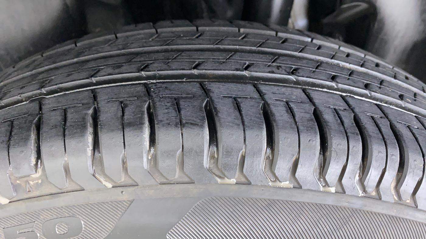 2018 Maruti Swift VXI, Petrol, Manual, 12,388 km, Left Rear Tyre Tread