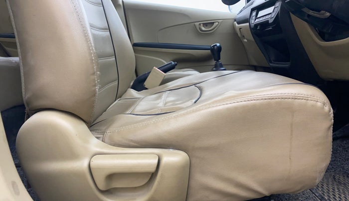 2016 Honda Amaze 1.5L I-DTEC E, Diesel, Manual, 92,676 km, Driver Side Adjustment Panel