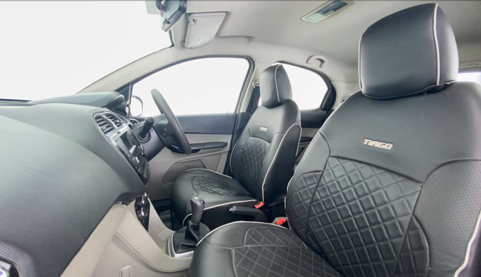 2017 Tata Tiago XZ 1.2 REVOTRON, Petrol, Manual, 52,711 km, Right Side Front Door Cabin