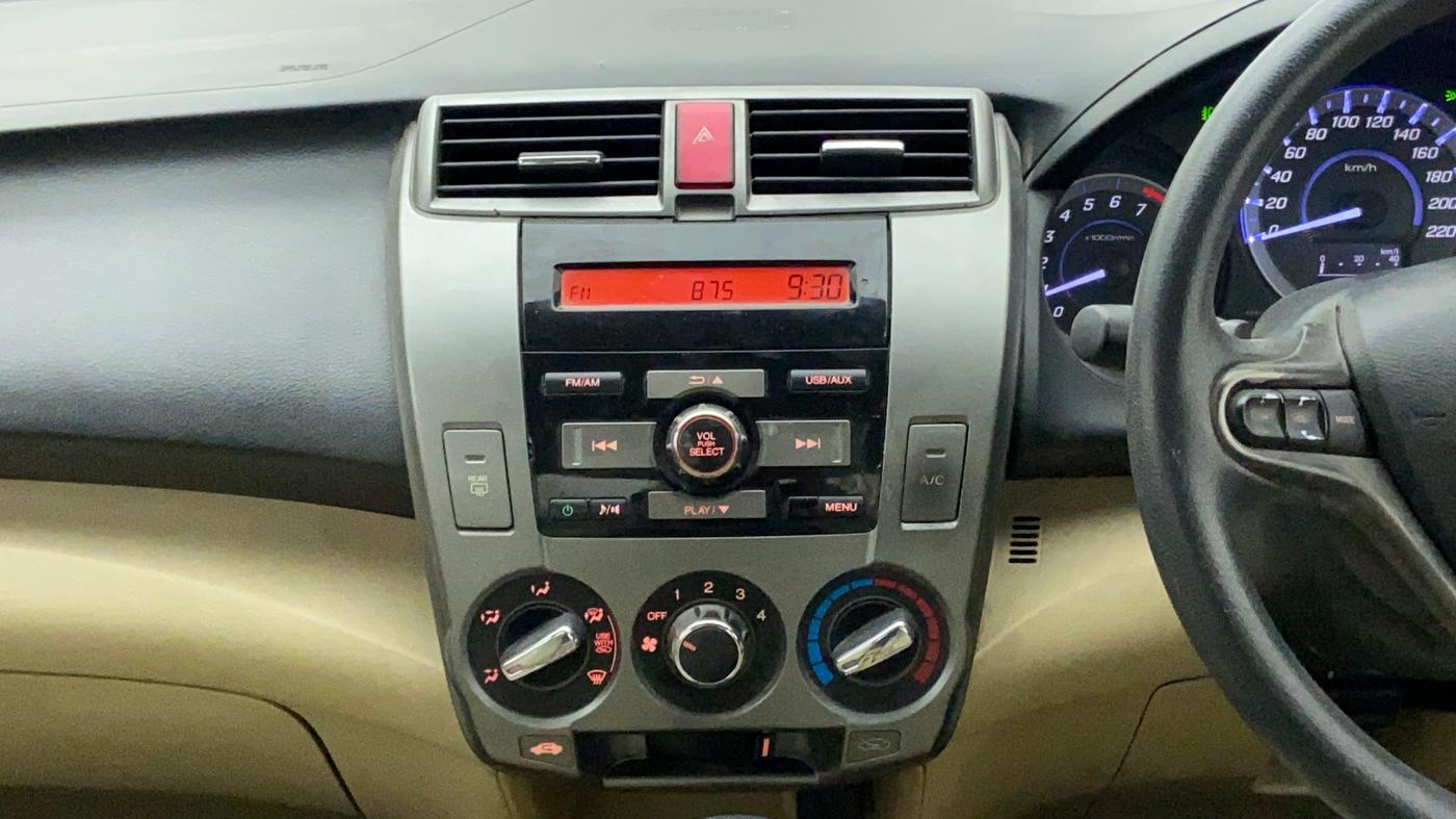 2012 Honda City V AT, Petrol, Automatic, 56,992 km, Air Conditioner