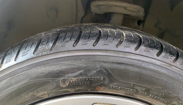 2021 Tata ALTROZ XT PETROL, Petrol, Manual, 34,077 km, Left Front Tyre Tread