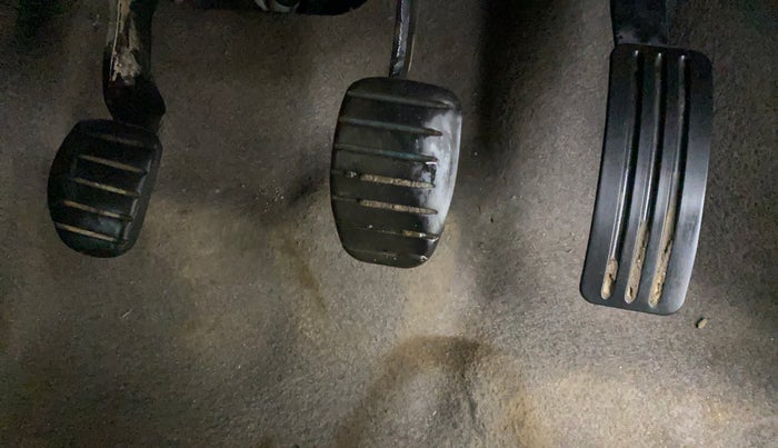 2018 Renault Lodgy 85 PS RXE 8 STR, Diesel, Manual, 31,440 km, Pedals