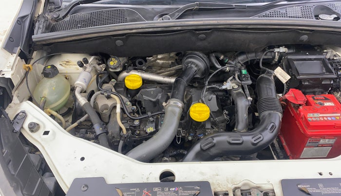 2018 Renault Lodgy 85 PS RXE 8 STR, Diesel, Manual, 31,440 km, Engine View - Right