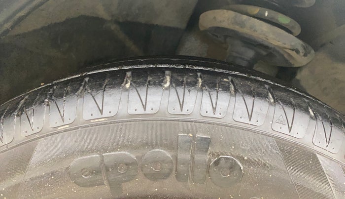 2018 Renault Lodgy 85 PS RXE 8 STR, Diesel, Manual, 31,440 km, Right Front Tyre Tread